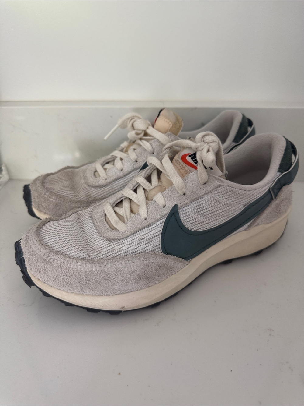 Nike Beige and Green Sneakers